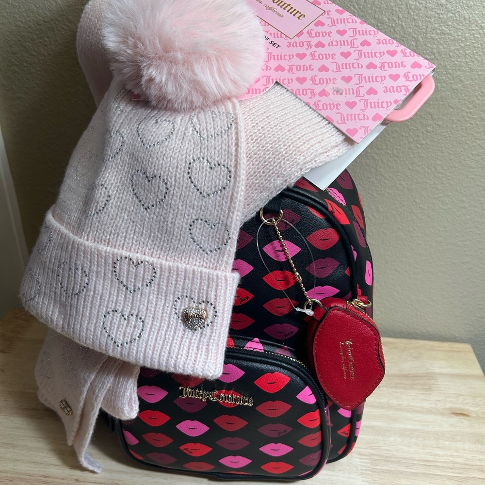 Soft Luxe💎Juicy Couture Sealed With a Kiss Backpack+Hat & Scarf Gift Set NWT